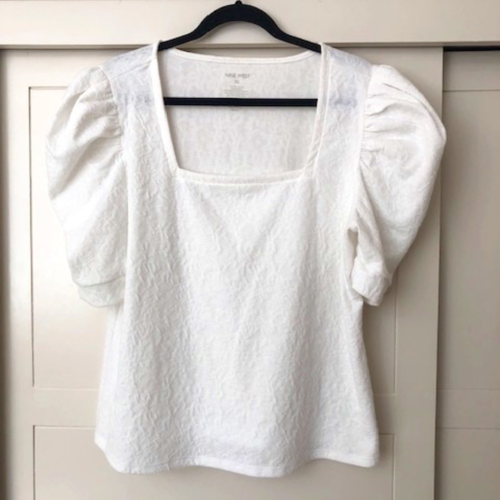Nine West Women's Top Ivory XL Short Sleeves Excellent Used Condition